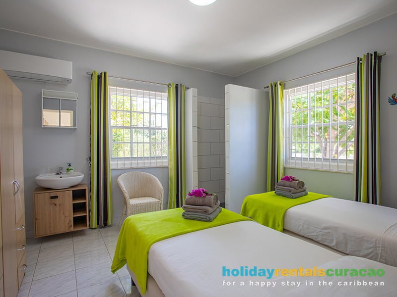 Rent a neat holiday home curacao
