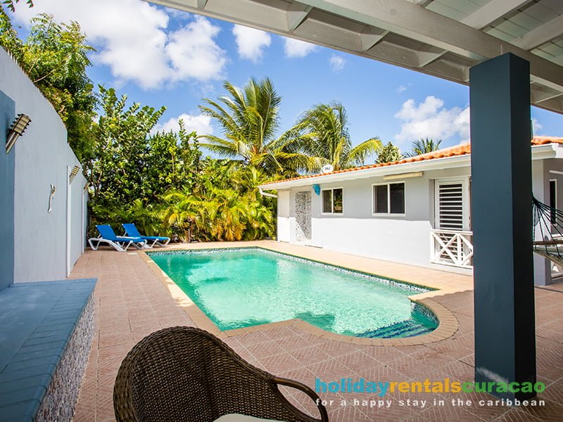 villa rental curacao with privat pool