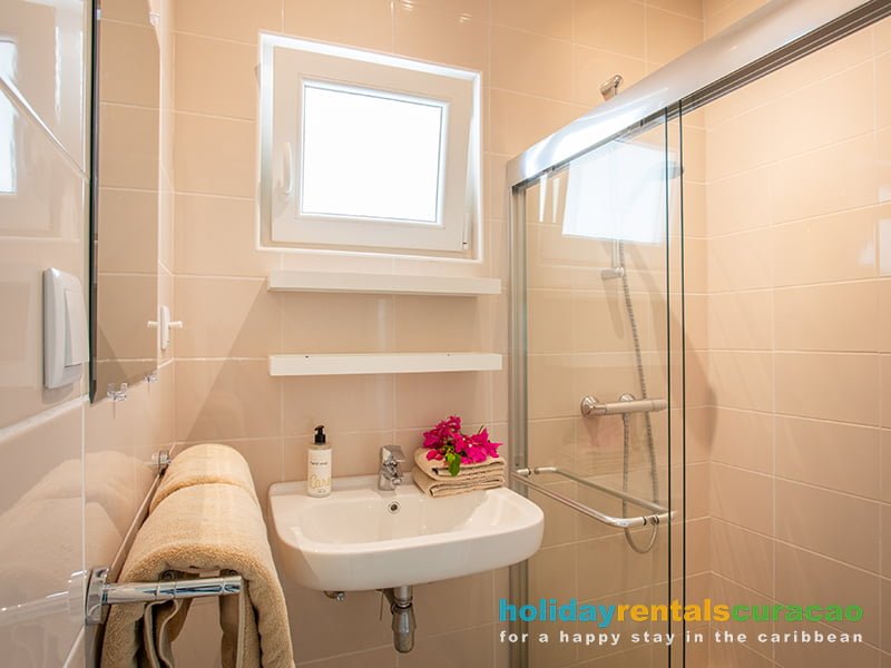 rent a holidayhome with 2 bathrooms