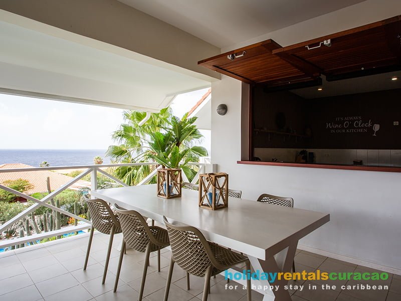 Rent apartment with spacious terrace curacao