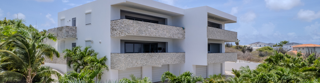 New! Beautiful new 4 person apartment at Jan Sofat resort with tropical garden and large communal saltwater swimming pool. Quietly located new-build apartment for 4 people with shared swimming pool near the beach!