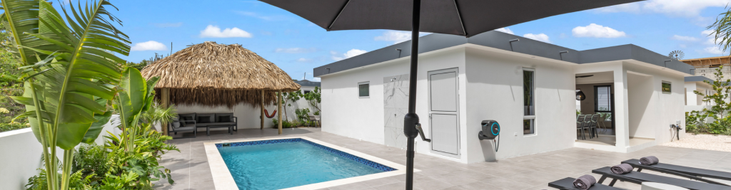 Villa 475 Jan Thiel is a new-build villa located at the Flamingo Lake Resort near Jan Thiel beach (3 minutes drive)