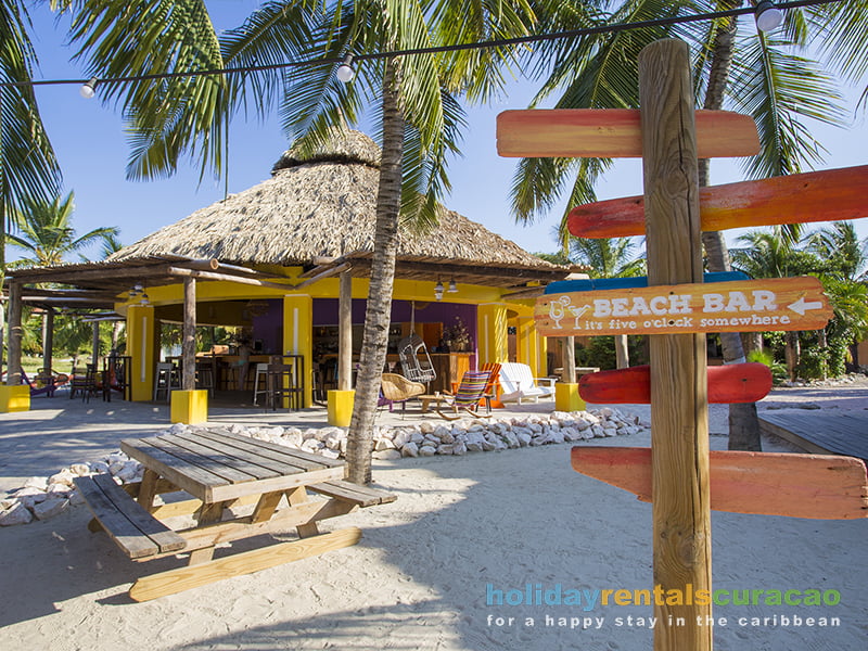 Blend beach bar on blue bay resort