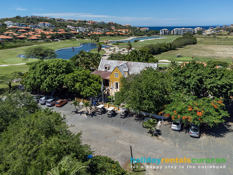 Clubhouse blue bay golf