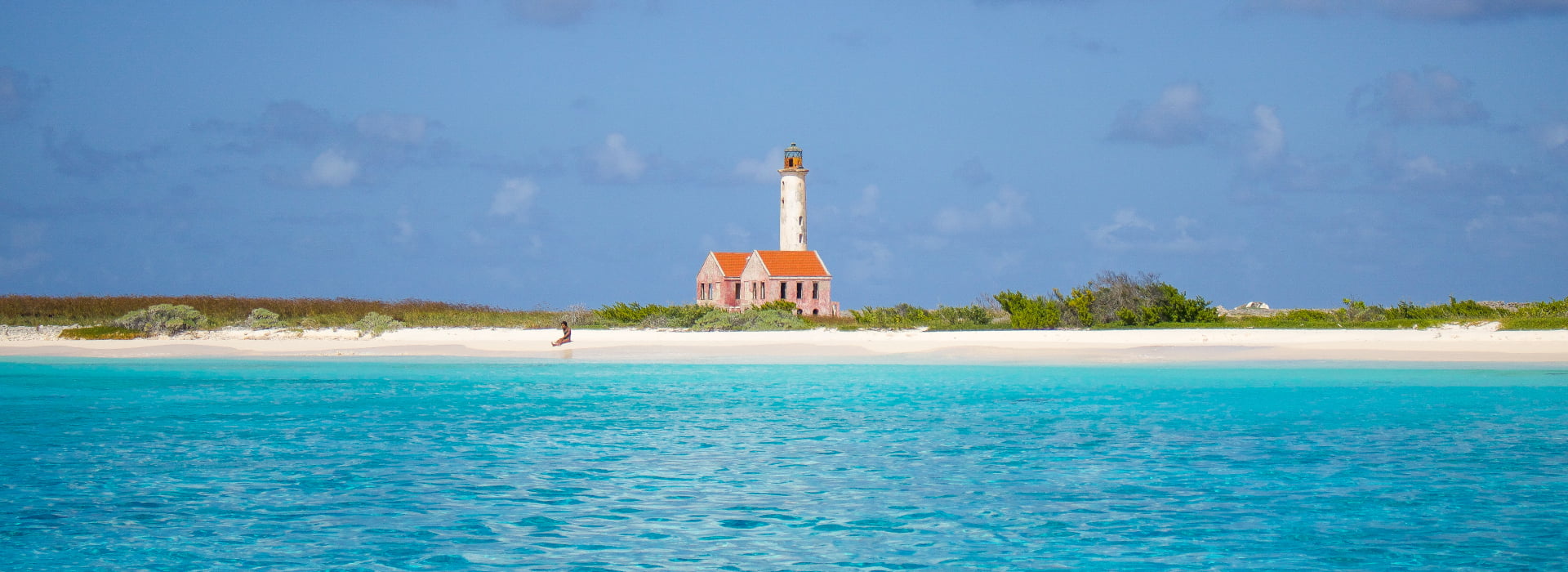 Lighthouse Klein Curacao with mermaid boat trips