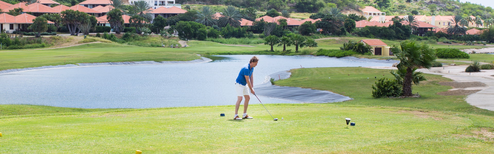 holidayhomes on curacao nearby a golfcourse