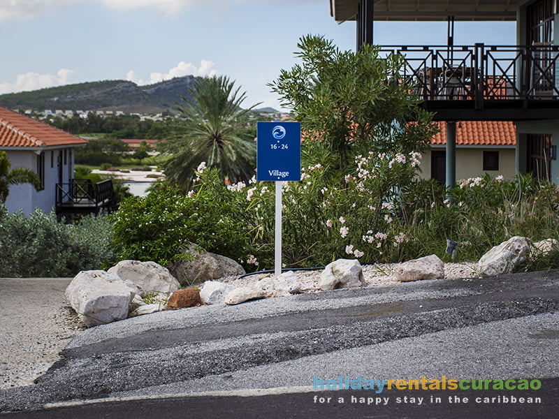 free parking on blue bay golf and beach resort