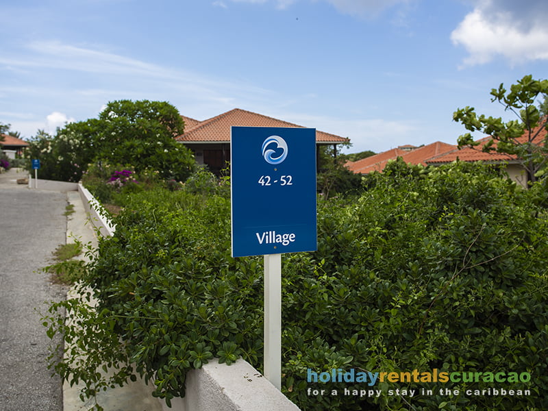 Free parking at the blue bay golf and beach resort