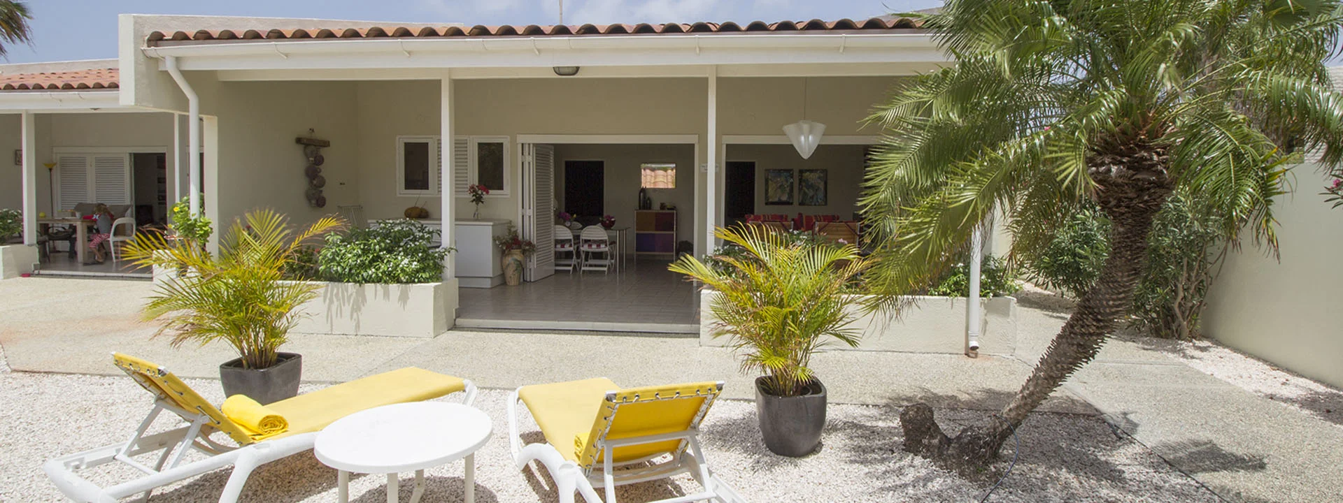 Waterfront bungalow Jan Sofat for rent Curacao